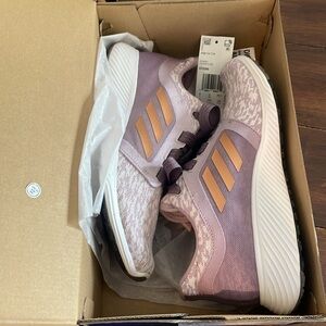 Adidas Edge Lux 3 running shoe